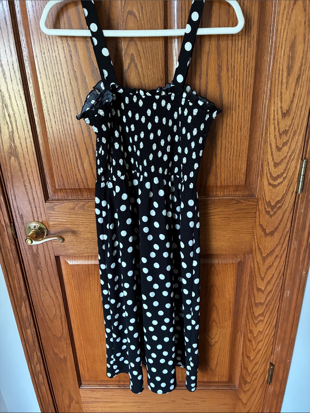 89th & Madison women’s Black and White Polka Dot Midi Dress. Size: Medium - Picture 2 of 5